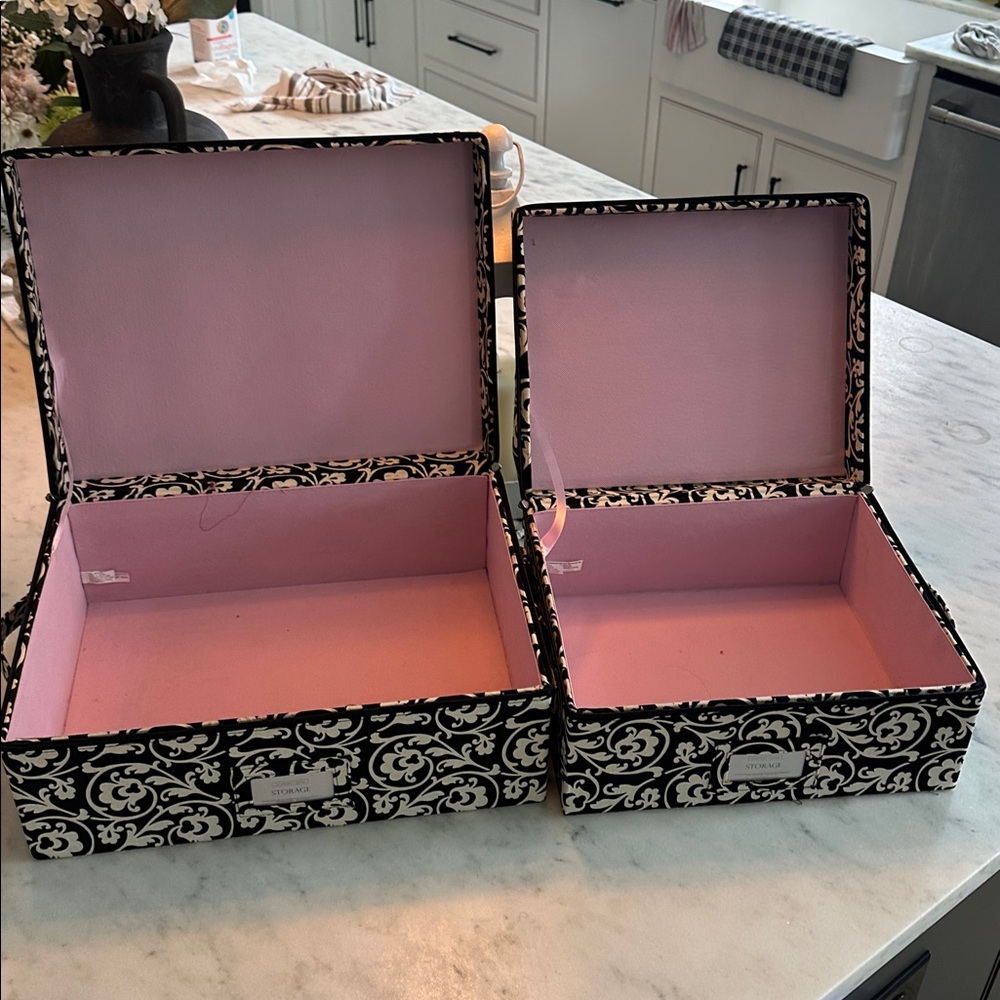 Storage boxes